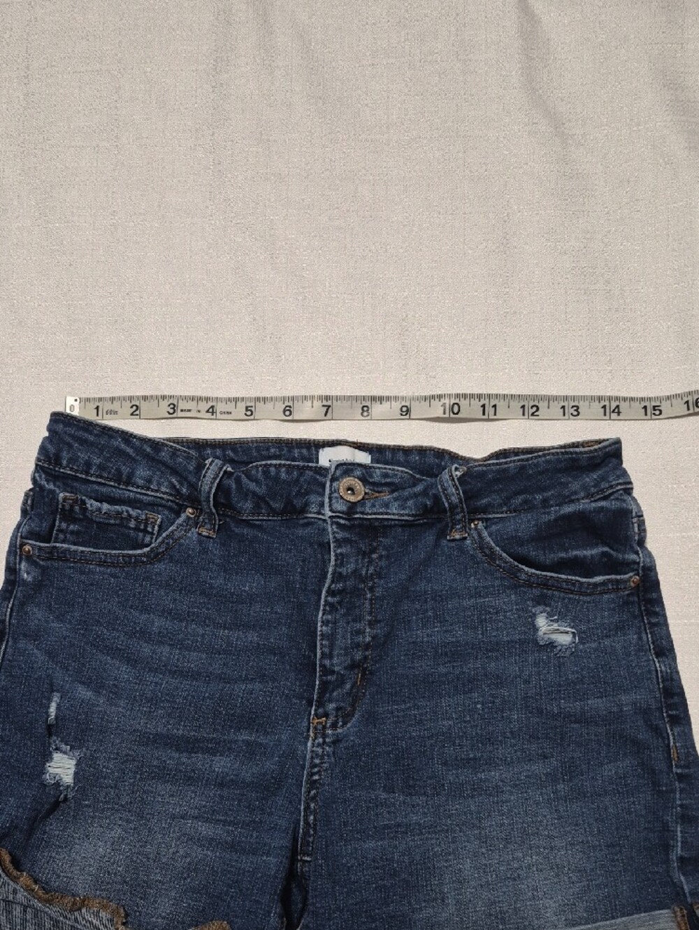 Special A Dark Blue Denim Roll-Cuff Distressed Casual Shorts Womens Size Large - Picture 6 of 8